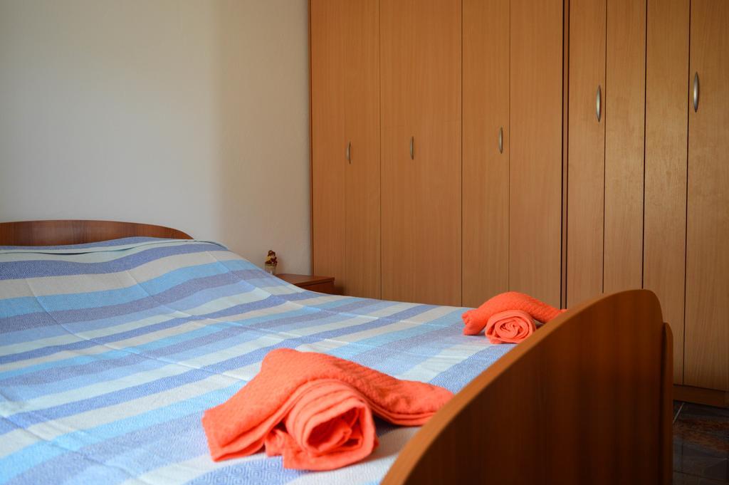 באר Apartment Sunny מראה חיצוני תמונה